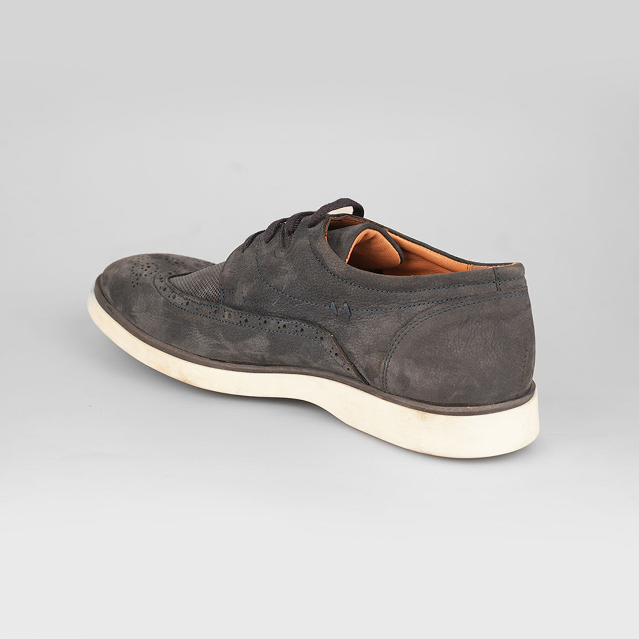 Model Torino Nubuck