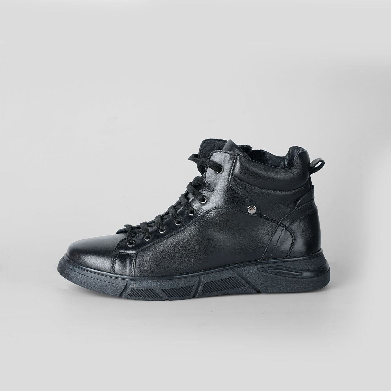 Urban Shield crna – Florida Shoes 