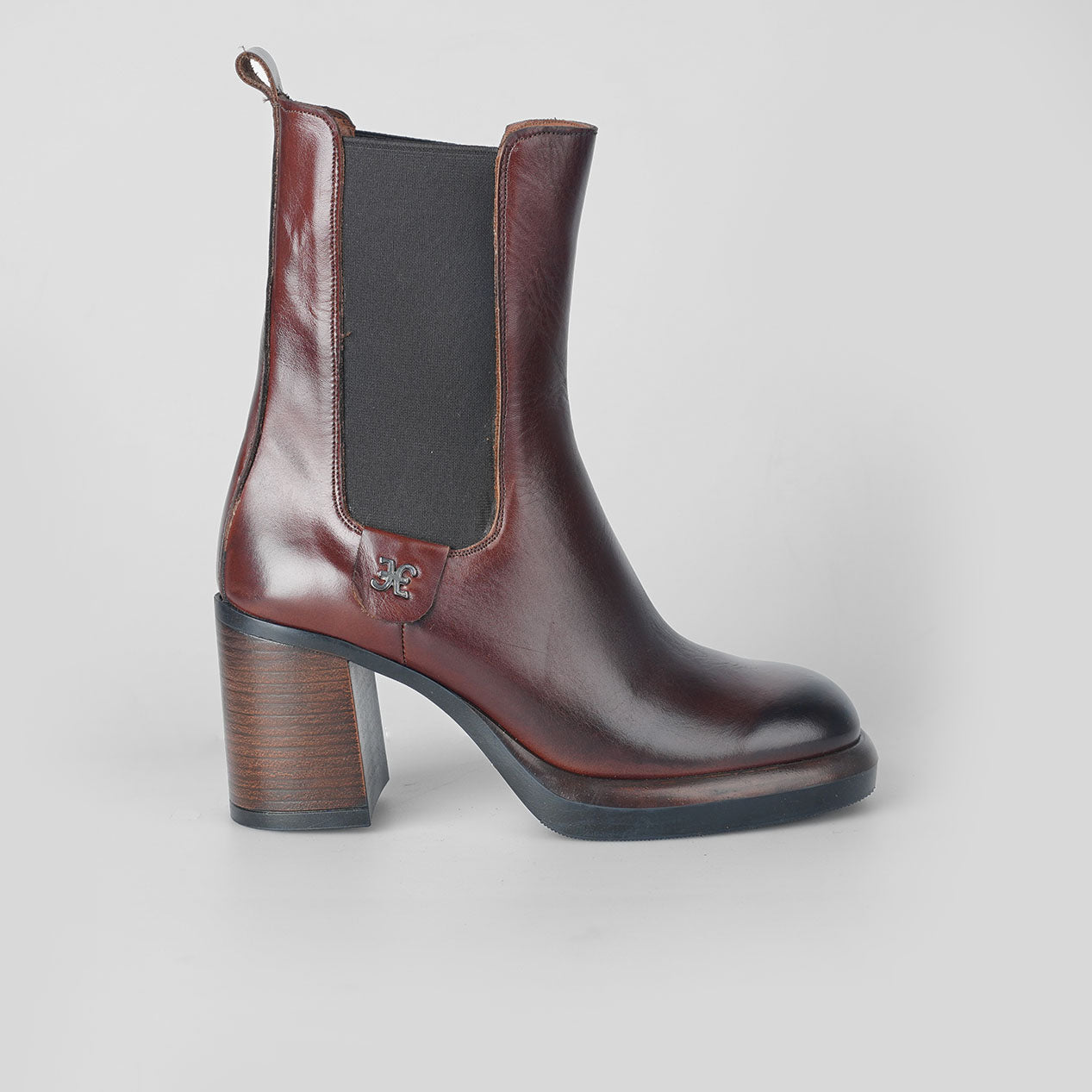 Chelsea Brown – Florida Shoes