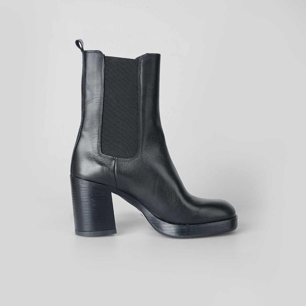 Chelsea Black – Florida Shoes