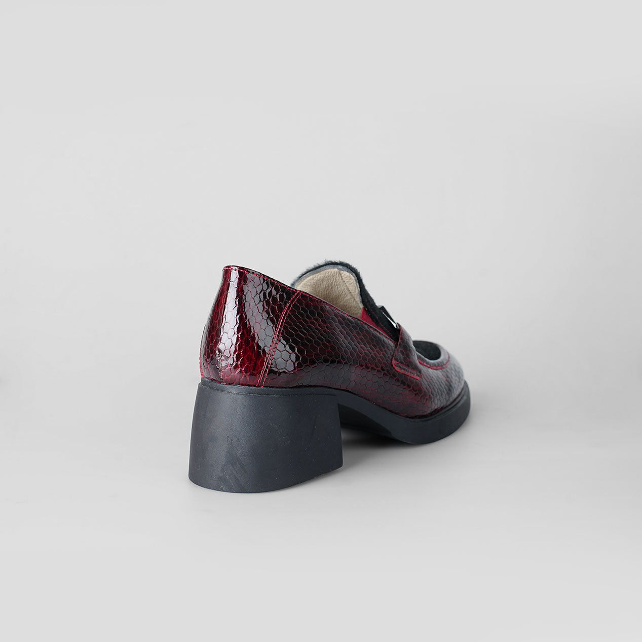 Ruby Noir – Florida Shoes 