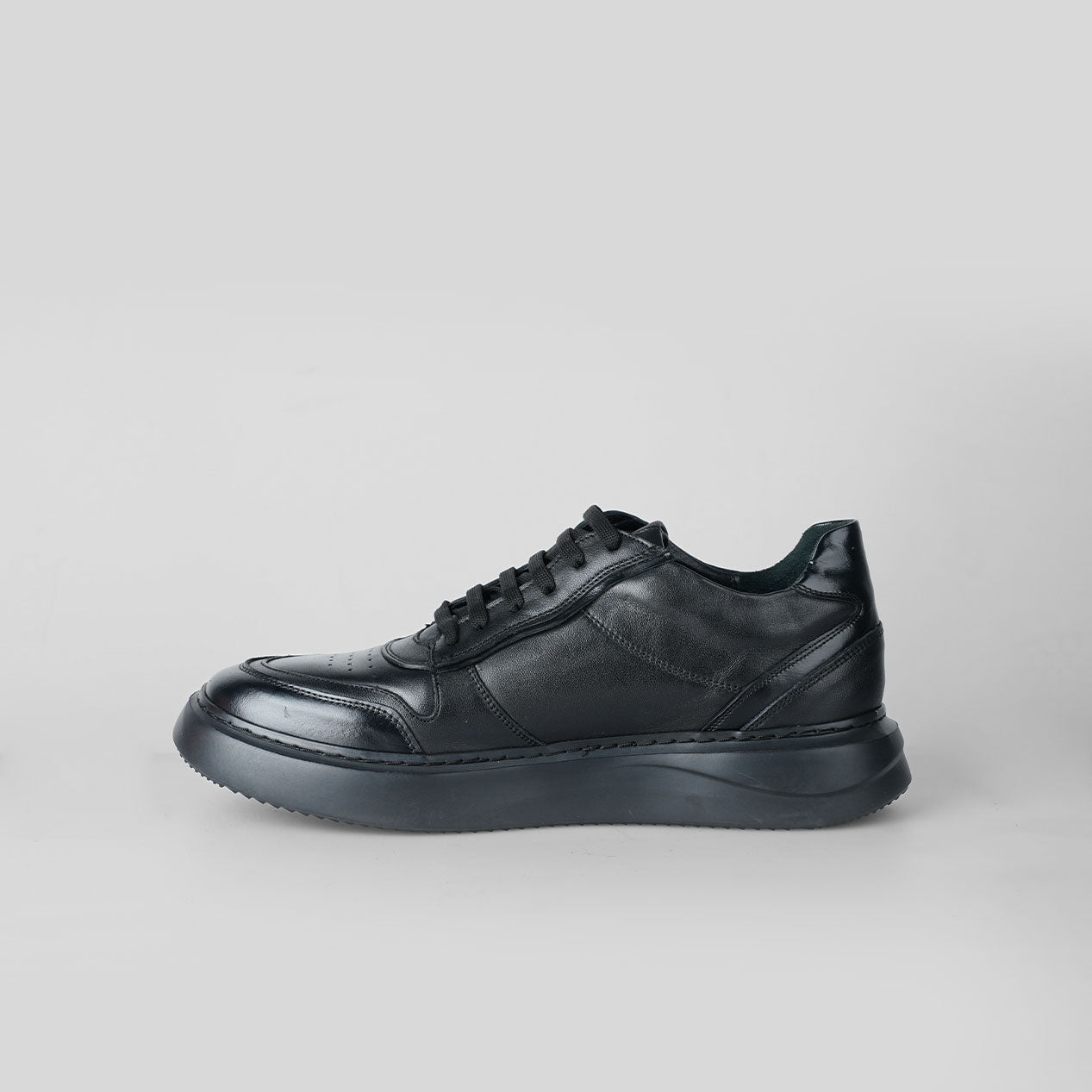 Obsidian Flow – Florida Shoes