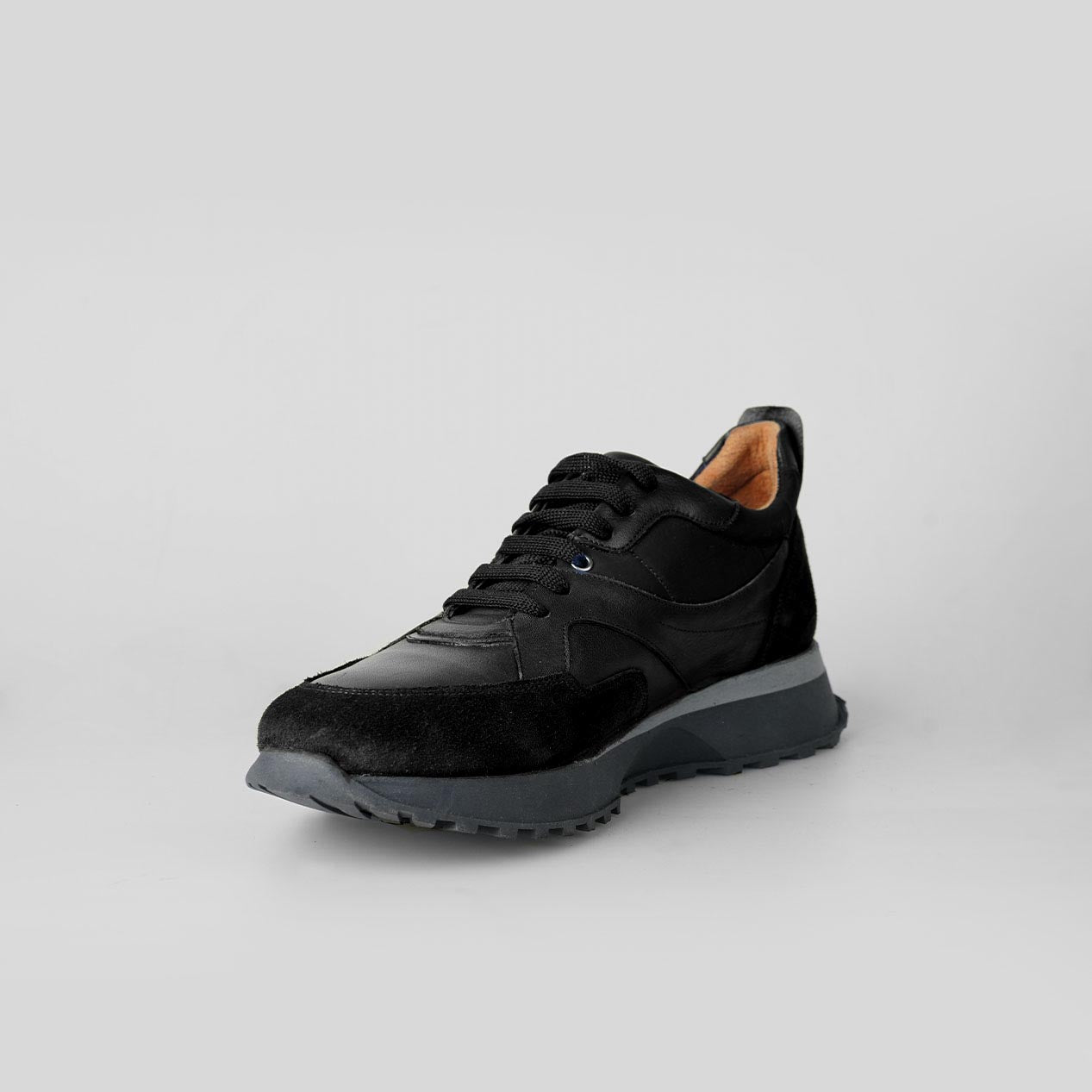 Vortex Black – Florida Shoes 