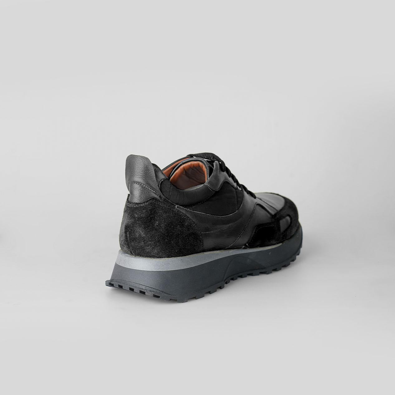 Vortex Black – Florida Shoes 