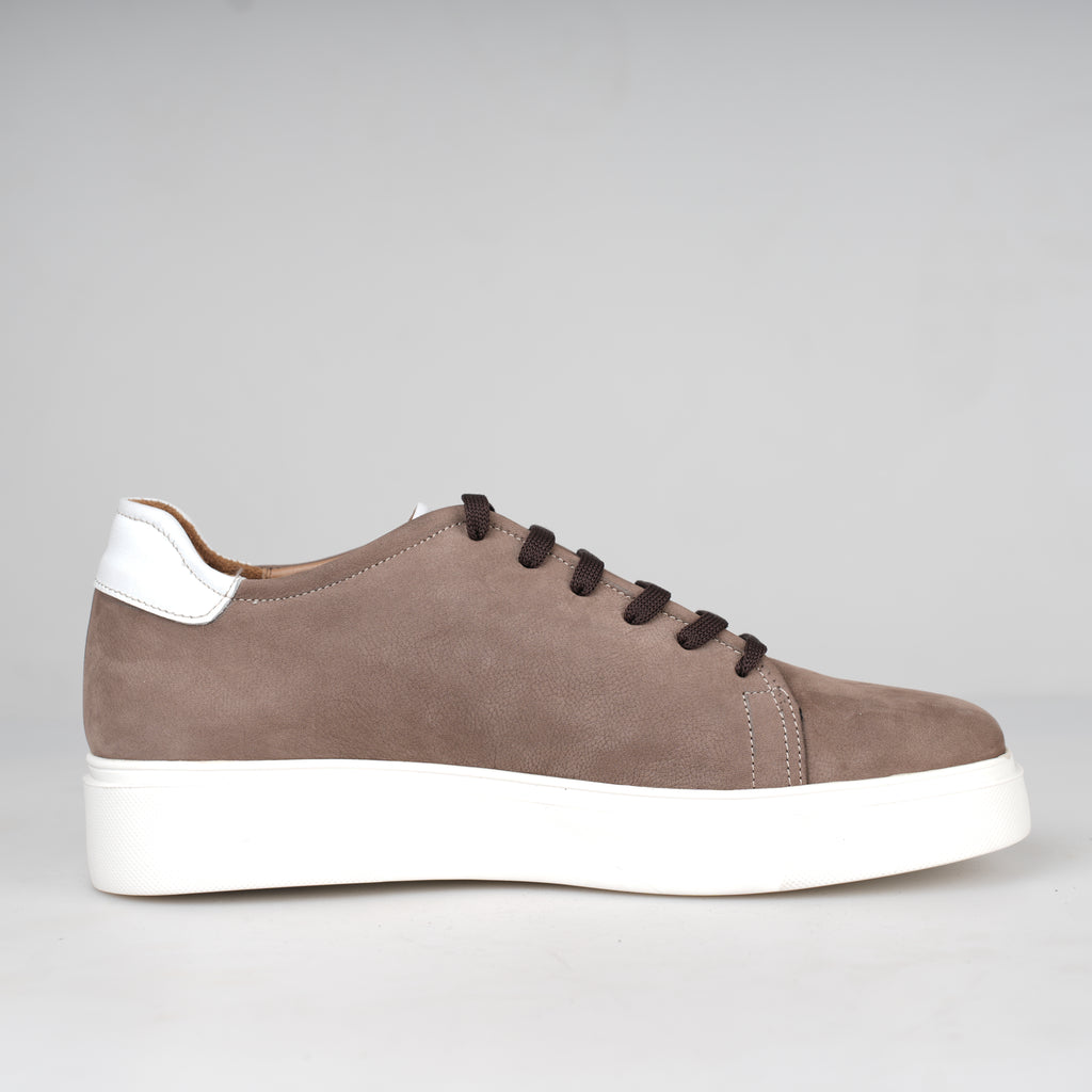 Sneaker Nubuck Crema – Florida Shoes